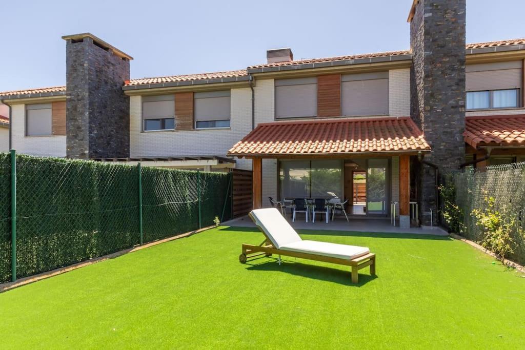 Chalet En Ciruena Con Barbacoa Esterno foto